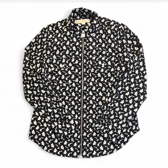 MICHAEL Michael Kors Jackets & Blazers - Michael Kors Black & White Floral Blouse Silver Zip Detail Size M